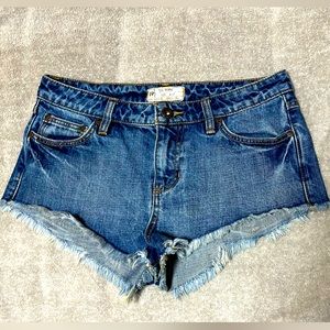 FP Free People 10" HIGH Rise Raw Hem 5 Pocket Rivets Jean Shortie Shorts 27W